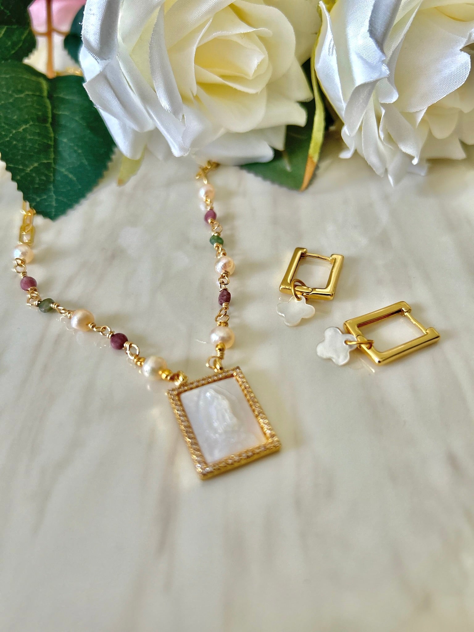 Collares